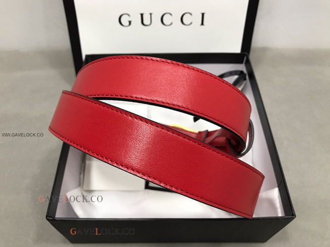 Gucci '80 Smooth Red Leather Belt Gold Trim Logo Buckle